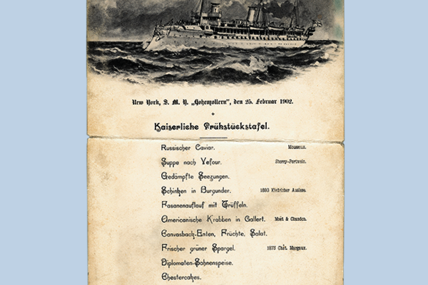 Zum kaiserlichen Menü am 25. Februar 1902 gab es auf der S.M.H. Hohenzollern vor New York eine Kiedricher Auslese von Weingut Robert Weil 